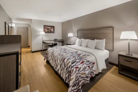 鄧弗里斯-奎提科紅頂飯店