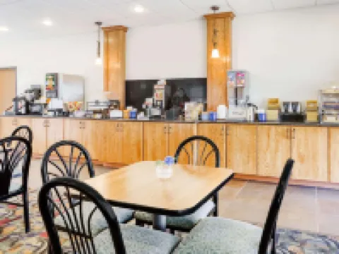 Days Inn by Wyndham Sidney NE Hoteles en Sidney