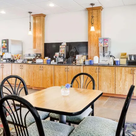 Days Inn by Wyndham Sidney NE