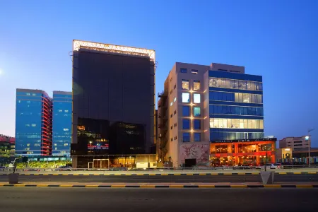 Ramada Encore by Wyndham Al Khobar Corniche Отели в г. Эль-Хубар