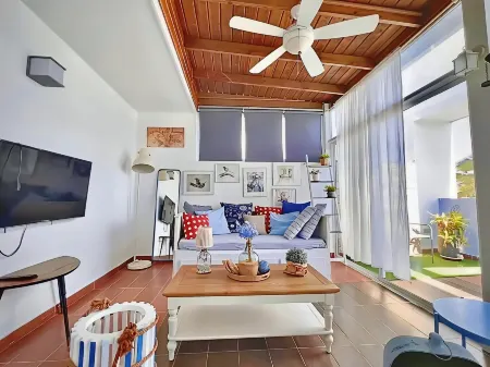 Dduplex Near the Beach - Airport Transfer