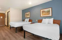 Motel 6 Suites Cincinnati Sharonville, OH