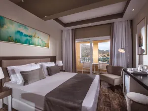 Fodele Beach Water Park Resort