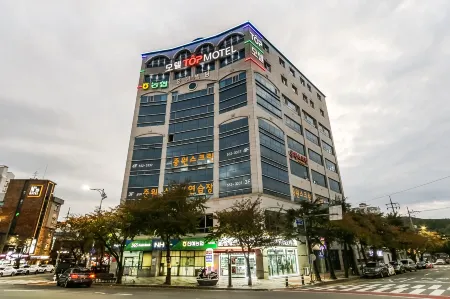 Changwon Jinhae Top Отели рядом с достопримечательностью «Yeojwacheon Stream»