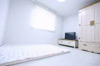 Pohang Bluma Pension - ペンション