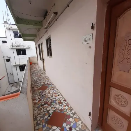 Suriya Lodge Отели в г. Нагапаттинам