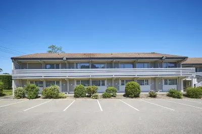 Campanile NATURE - Bordeaux Est Artigues Các khách sạn ở Lormont
