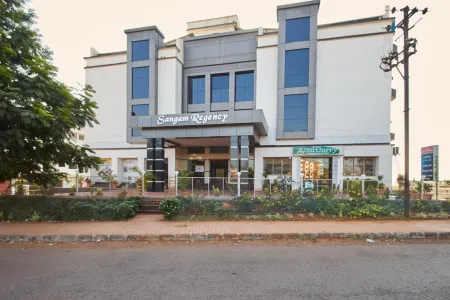 Hotel Sangam Regency Отели в г. Ратнагири