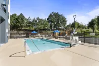 Staybridge Suites ATLANTA NE - DULUTH by IHG - Rooftop Pools