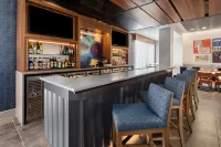 希爾頓納什維爾機場世紀廣場歡朋飯店