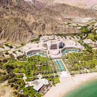 Al Bustan Palace, a Ritz-Carlton Hotel Hotel Exterior