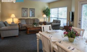 Waterside by Spinnaker Resorts