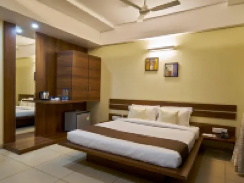 Hotel 3 Leaves Hotels in Kolhapur