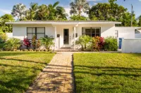 Spacious 3BR Home | 2 Baths | Amazing Pool Area!