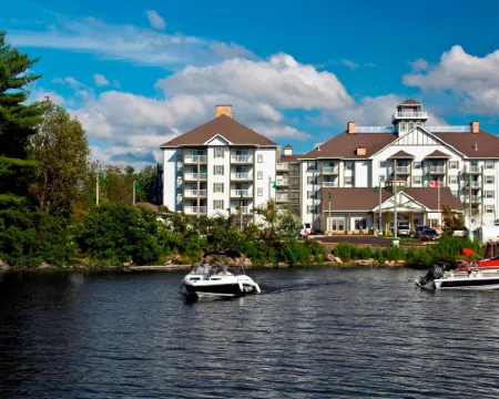 Residence Inn Gravenhurst Muskoka Wharf Hotels in Gravenhurst