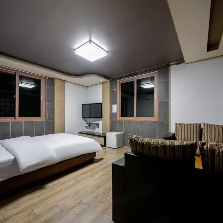 A1 Hotel