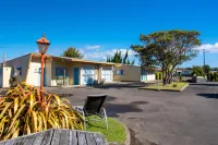 Spanish Lady Motel Hotel dekat Pania of the Reef Statue