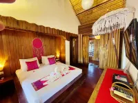 Samba Villas Beachfront View Hotels in Гили Траванган