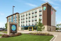 Tru by Hilton Frisco Dallas Hotels near Doc's Comics & Games