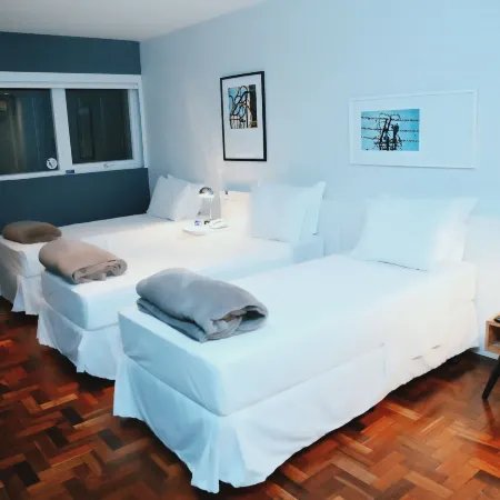 Bê Hotel Отели рядом с достопримечательностью «Многофункциональный комплекс Espaco das Americas»