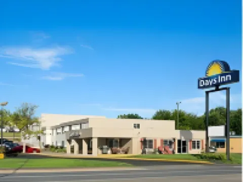 Days Inn by Wyndham Pierre Hotels in Pierre