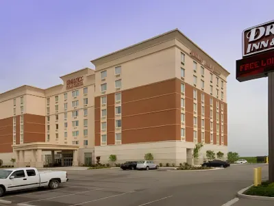 Drury Inn & Suites St. Louis/O'Fallon, IL Hotels near Steven Mueller Florist