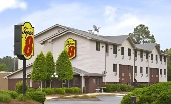 Coastal Inn & Suites