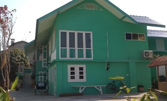 R-Lampang Guest House