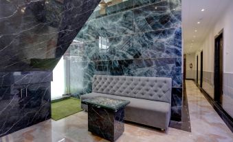 Hotel Golden Palace Residency