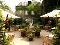 Hotel Botticelli Hotels near Derlon