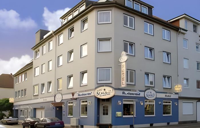 City Hotel