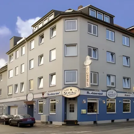 City Hotel