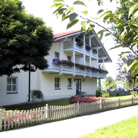 Hotel Lenauhof - Nur 3 Minuten Zur Rottal Terme -