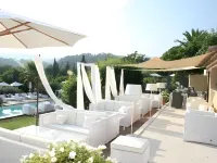 Toile Blanche Hotels in Saint-Paul-De-Vence