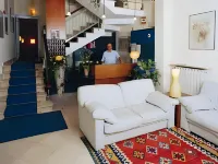 Hotel Lupori فنادق في Massarosa