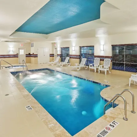 La Quinta Inn & Suites by Wyndham Pearsall