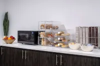 Travelodge Suites by Wyndham Saint John - Desayuno