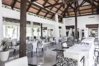 Hotel Suites Albayzin Del Mar Hotels in Velilla-Taramay