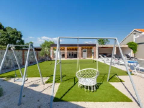 Branka Hotels in Pridraga
