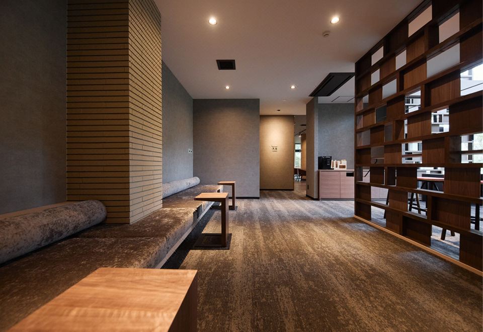 2. 아키우 후가..