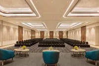 Aurika, Mumbai International Airport - Business