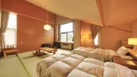 Kasuga-Onsen Hot Spring Kasuga’s Forest Resort Hotels in Saku