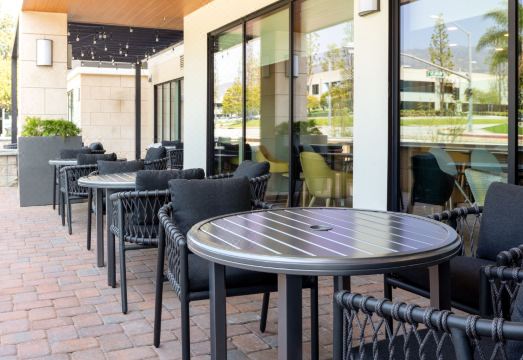 타운플레이스 스위트스 바이 마리어트 몬로비아