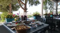 Minerva Port Hotel