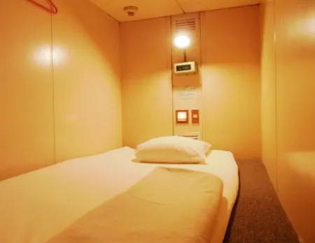 Capsule Hotel Block Room Отели рядом с достопримечательностью «Tokyo Metropolitan University Arakawa Campus»