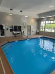 Holiday Inn Express & Suites CHICAGO-ALGONQUIN by IHG - Swimmingpools