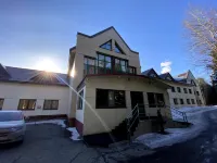 "Ob' Green House" Hotel Hotels near Skeyt-Park