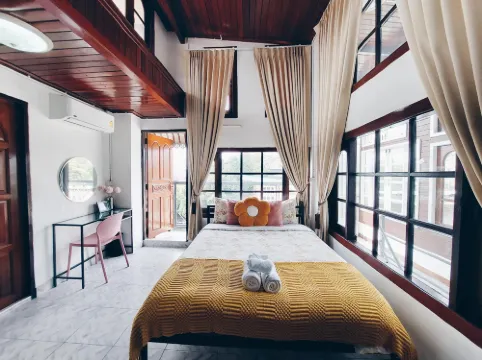 ฮัลโหลซันไชน์