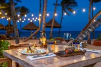 Mahekal Beach Front Resort & Spa - Frühstück