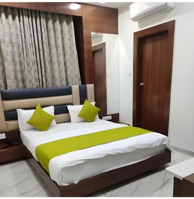 Hotel Ayaansh Các khách sạn gần Shiv Parvati Mandir, Bavanimadi